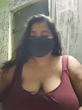 Snapshot of Liyaa_24 chatting on 06/18/26, 05:17 Liyaa 24 online show from 06/18/26, 05:17