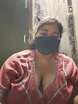 Snapshot of Liyaa_24 chatting on 06/30/26, 04:30 Liyaa 24 online show from 06/30/26, 04:30