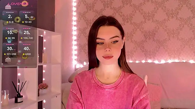 Snapshot of HolyMiax chatting on 09/22/25, 03:19 HolyMiax online show from 09/22/25, 03:19