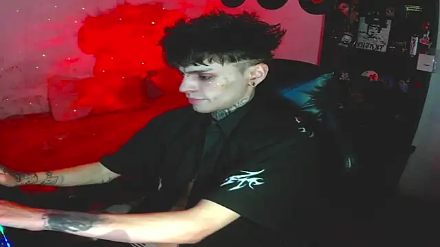 Snapshot of prince_x_dark chatting on 09/21/25, 06:26 prince x dark online show from 09/21/25, 06:26