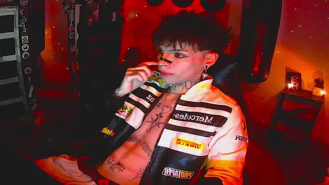 Snapshot of prince_x_dark chatting on 11/05/25, 07:30 prince x dark online show from 11/05/25, 07:30