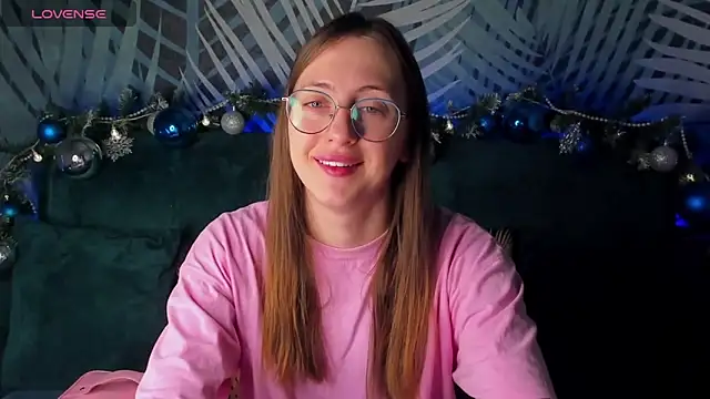 ChristyCrayme online show from 12/20/25, 10:17