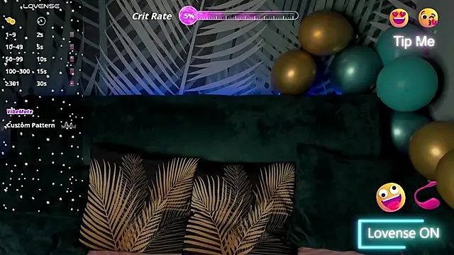 Snapshot of ChristyCrayme chatting on 04/08/26, 10:10 ChristyCrayme online show from 04/08/26, 10:10