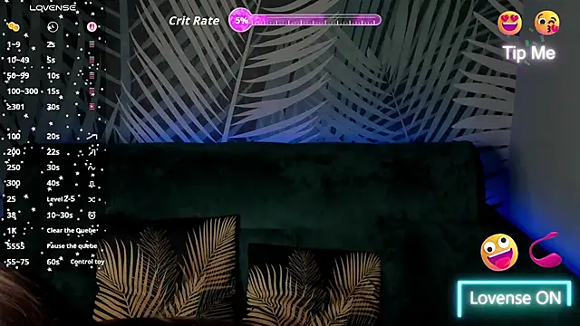 Snapshot of ChristyCrayme chatting on 04/09/26, 10:04 ChristyCrayme online show from 04/09/26, 10:04