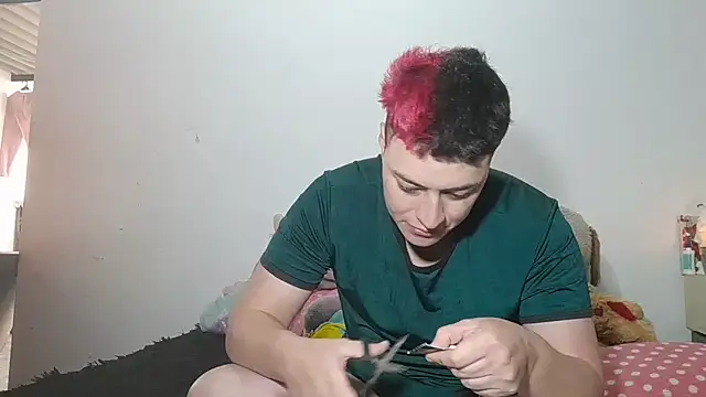 Snapshot of twodoo chatting on 11/06/25, 04:52 twodoo online show from 11/06/25, 04:52