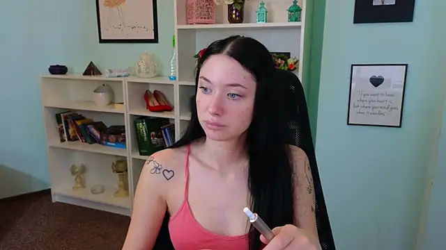 Snapshot of Ivanna__Rose chatting on 10/29/25, 05:31 Ivanna Rose online show from 10/29/25, 05:31