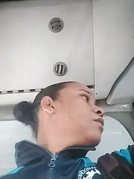 Snapshot of EbonyHorrny chatting on 09/10/25, 11:54 EbonyHorrny online show from 09/10/25, 11:54