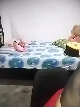 Snapshot of EbonyHorrny chatting on 10/20/25, 12:05 EbonyHorrny online show from 10/20/25, 12:05