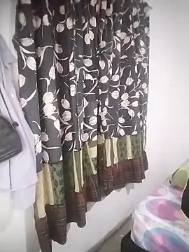 Snapshot of EbonyHorrny chatting on 10/23/25, 12:04 EbonyHorrny online show from 10/23/25, 12:04