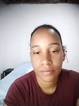 Snapshot of EbonyHorrny chatting on 12/20/25, 07:32 EbonyHorrny online show from 12/20/25, 07:32