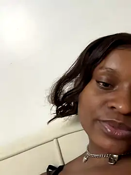 Lil-shawrie online show from 12/20/25, 06:42