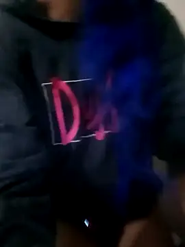 famousfox-69 online show from 09/09/25, 09:03