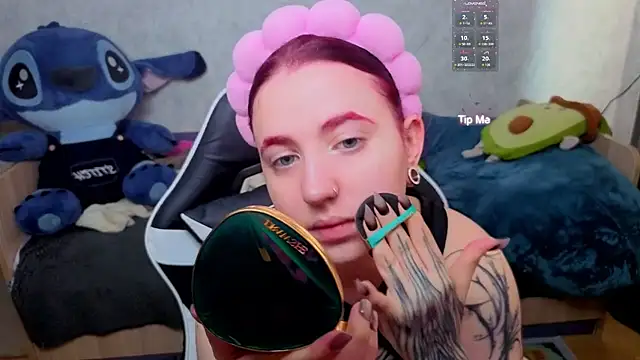 Mini Lady1 online show from 02/18/26, 09:05