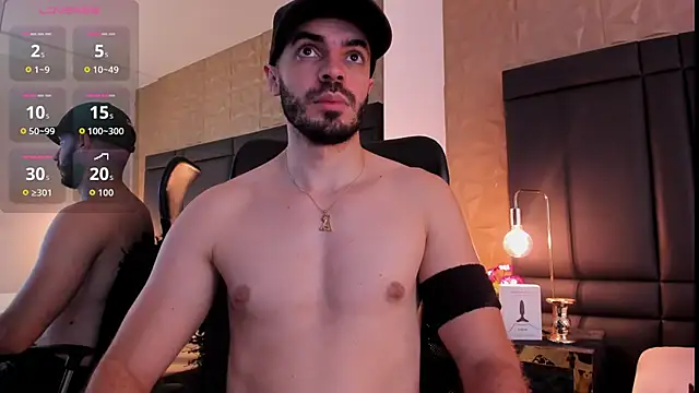 AxelThompson  online show from 09/23/25, 11:35