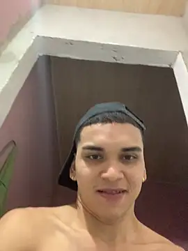 Snapshot of dailydosam chatting on 01/15/26, 12:59 dailydosam online show from 01/15/26, 12:59