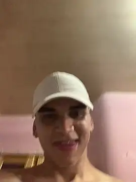 Snapshot of dailydosam chatting on 02/02/26, 01:21 dailydosam online show from 02/02/26, 01:21