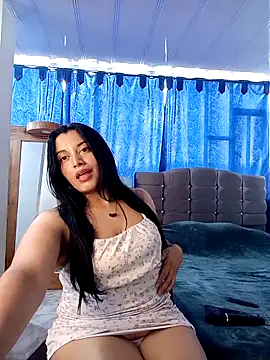 Snapshot of Little-rose chatting on 05/01/26, 07:40 Little-rose online show from 05/01/26, 07:40