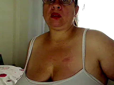 Snapshot of luciana69hot chatting on 02/22/25, 04:09 luciana69hot online show from 02/22/25, 04:09