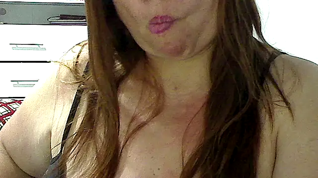 Snapshot of luciana69hot chatting on 02/10/26, 10:14 luciana69hot online show from 02/10/26, 10:14