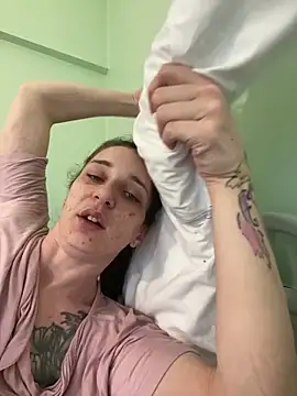 Snapshot of BestSexForYou chatting on 04/01/26, 09:10 BestSexForYou online show from 04/01/26, 09:10