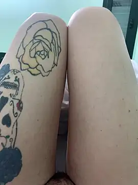 Snapshot of BestSexForYou chatting on 04/21/26, 04:08 BestSexForYou online show from 04/21/26, 04:08