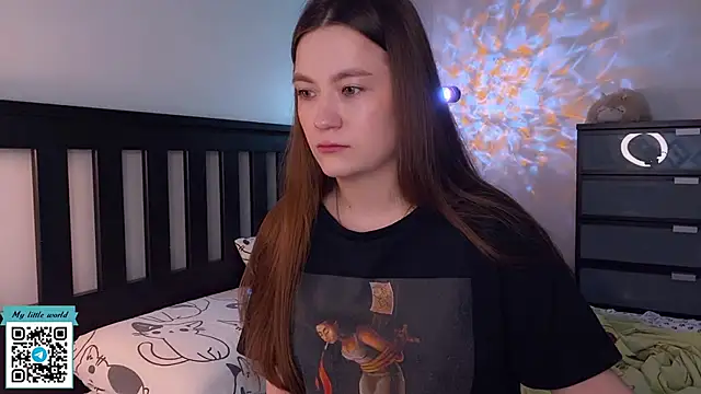 mia here online show from 09/09/25, 02:55