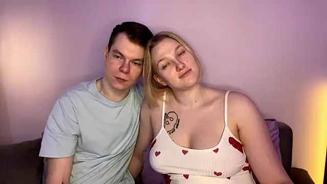 julielourens online show from 02/08/26, 08:40