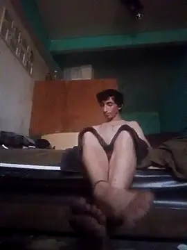 Snapshot of Raspinxx chatting on 02/20/26, 10:43 Raspinxx online show from 02/20/26, 10:43