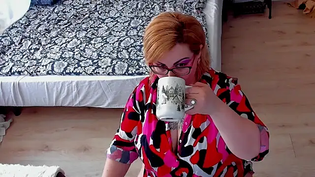 Squirt Kimm online show from 03/09/26, 10:30