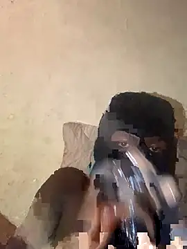 Snapshot of xgeee chatting on 11/17/25, 05:41 xgeee online show from 11/17/25, 05:41