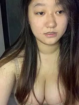 xialuo25 online show from 09/19/25, 06:08