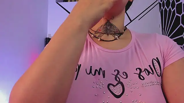 Snapshot of RosalineGrey chatting on 10/09/25, 06:11 RosalineGrey online show from 10/09/25, 06:11