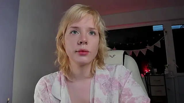  CuteAsFuck  online show from 11/23/25, 11:21