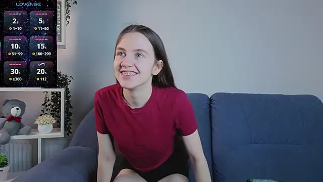 Snapshot of LucettaAdy chatting on 04/19/26, 06:54 LucettaAdy online show from 04/19/26, 06:54