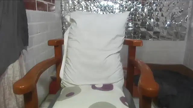 rose-crystal online show from 10/04/25, 11:36