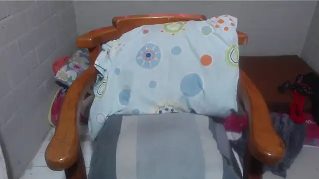 Snapshot of rose-crystal chatting on 04/14/26, 01:00 rose-crystal online show from 04/14/26, 01:00