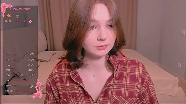 Snapshot of Nika_Whiter chatting on 09/27/25, 01:05 Nika Whiter online show from 09/27/25, 01:05