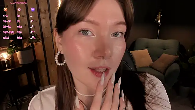 Ash Hasmy online show from 10/28/25, 12:41