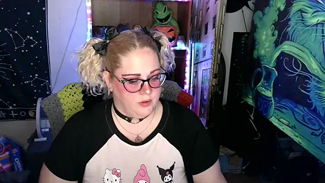 Kinky Witch online show from 04/17/26, 04:32