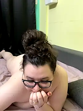 HaleyAyush online show from 11/01/25, 04:31