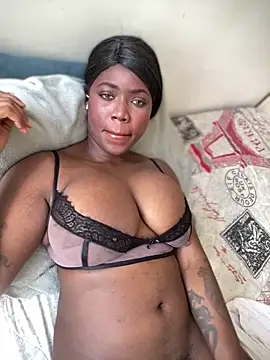 Snapshot of Alexia_24 chatting on 11/22/25, 04:17 Alexia 24 online show from 11/22/25, 04:17