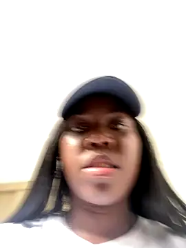 Snapshot of Alexia_24 chatting on 11/28/25, 06:54 Alexia 24 online show from 11/28/25, 06:54