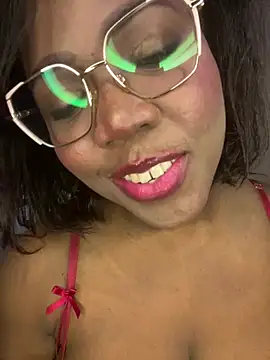 Snapshot of Alexia_24 chatting on 07/12/26, 01:51 Alexia 24 online show from 07/12/26, 01:51
