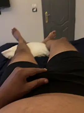 anaahmed30 online show from 10/02/25, 12:17