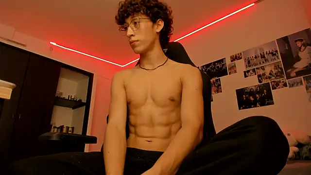 velvet skyn online show from 10/22/25, 04:35