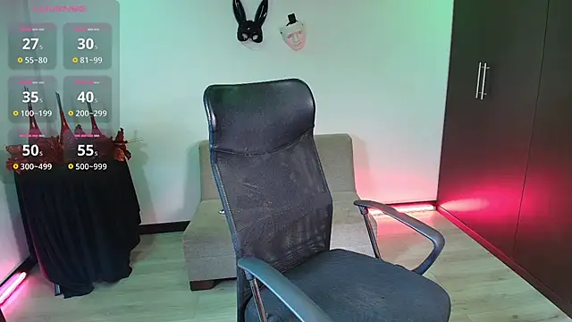 Axel-xoxo online show from 11/27/25, 06:15