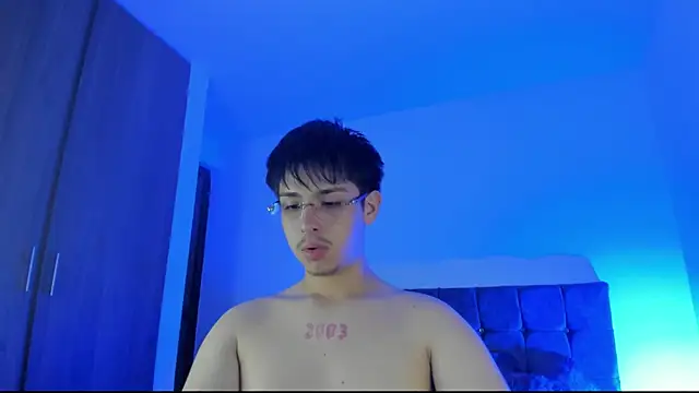 Maximo Miller online show from 09/30/25, 04:28