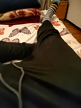 Snapshot of kulliguy chatting on 09/19/25, 08:09 kulliguy online show from 09/19/25, 08:09