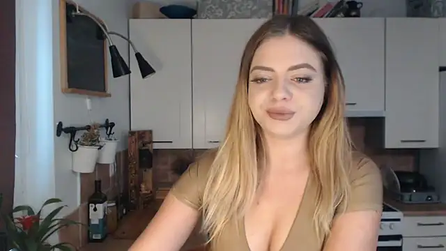 BuffyxLUST online show from 10/23/25, 08:02