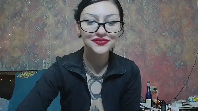 Susie su online show from 11/30/25, 12:31